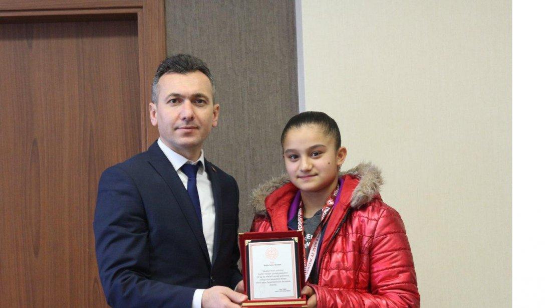 Yıldızlar Halter Türkiye Şampiyonu
