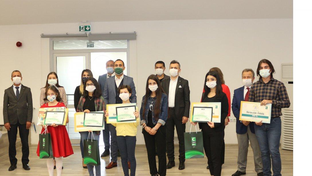 Sağlıklı Nesil Sağlıklı Gelecek'' Yarışmasında Dereceye Giren Öğrenciler Ödüllendirildi
