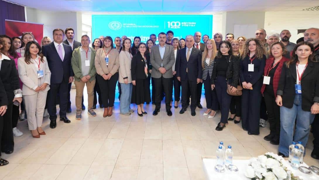 BAKAN TEKİN, TÜRKİYE YÜZYILI MAARİF MODELİ İZLEME-DEĞERLENDİRME VE MESLEKİ GELİŞİM ÇALIŞTAYI'NI ZİYARET ETTİ