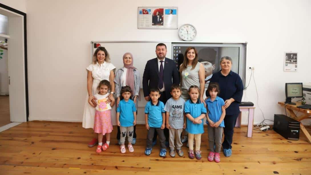 Küçük Adımlar, Büyük Umutlar